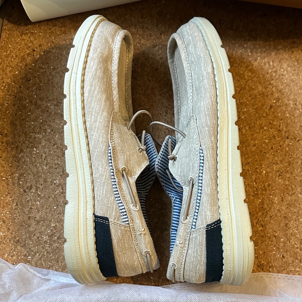 Men's Tan Loafers
